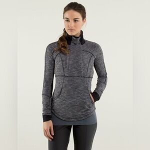 Lululemon Base Runner 1/2 Zip Black White / Black